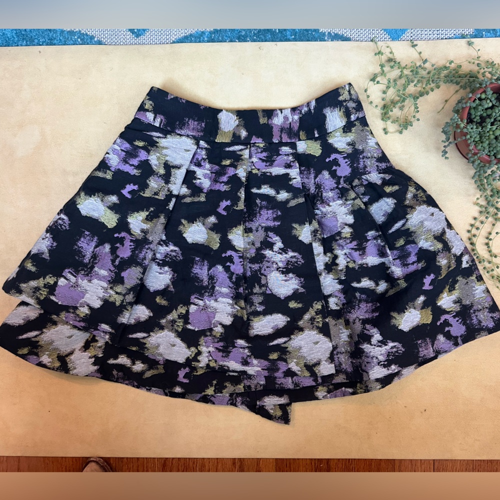 Banana Republic A-Line Pleated Wrap Skirt in Floral